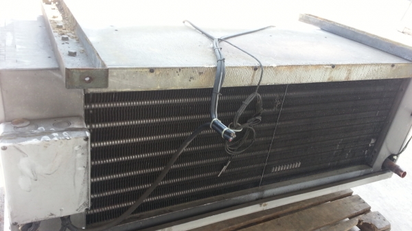 ขายคอล์ยเย็นใช้ในหัองเย็น 2 ใบพัดมี 8 ตัว ราคาตัวละ 15,000 บาท