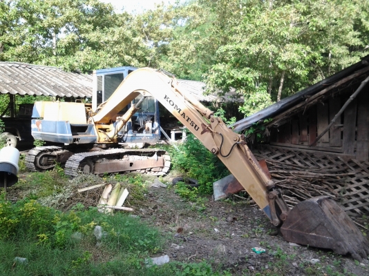 komatsu pc60 รุ่น5 ใช้งานได้ปรกติ