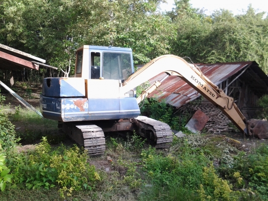 komatsu pc60 รุ่น5 ใช้งานได้ปรกติ