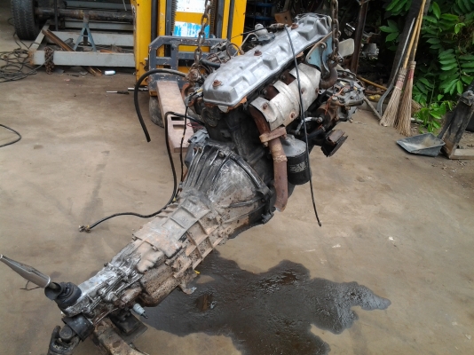 ขายเครื่อง1L โตโยต้าพร้อมเกียร์ เพิ่งยกลงไม่มีเลข ขาย 15000 บาท