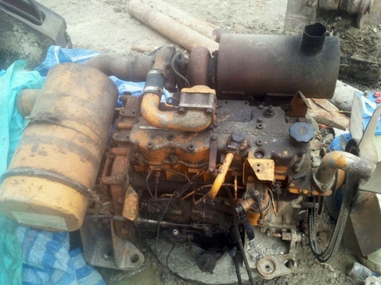 เครื่อง KOMATSU 12HT