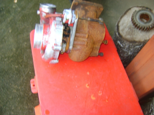 ขายเทอร์โบสิบล้อนิสสันUD275แรง