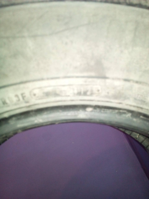 ยางสวย   DUNLOP 255/70 R16 ปี12