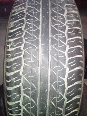 ยางสวย   DUNLOP 255/70 R16 ปี12