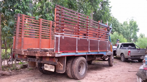 ขาย 240.000 บาท 6ล้อ หัวยาวสภาพดีพร้อมใช้งาน ทะเบียนพร้อมโอน (เจ้าของขายเอง)