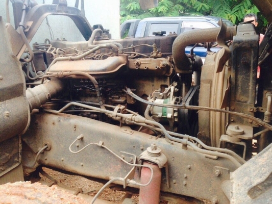 ขายรถ10ล้อท้ายลาด ISUZU FXZ23NFY เครื่อง 240แรงม้าหัวขาวตัวแรกทำฟ้า สนใจโทร 081-9701072