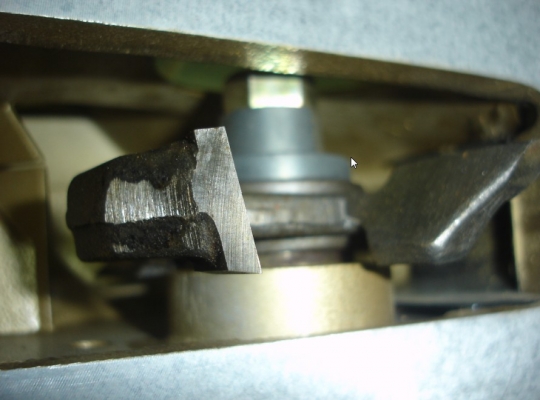 ขายเครื่องเซาะร่องไม้  Makita 3800N-A ไฟ 100v 1430w