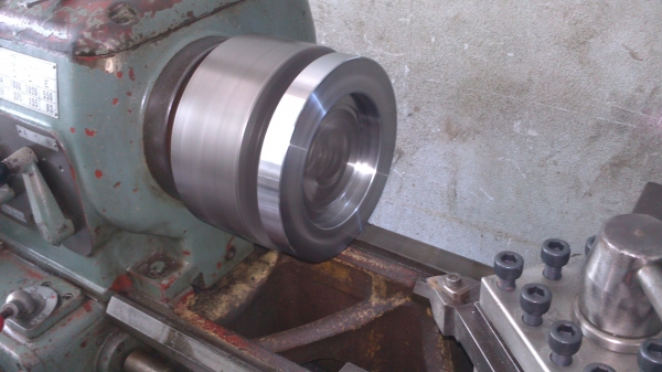 ขายถูกเครื่องกลึงญี่ปุ่น 75000