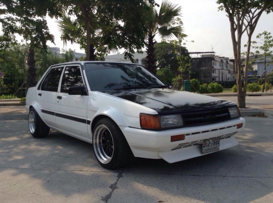 ขายแลก toyota ee80 แต่งเตฺ็ม