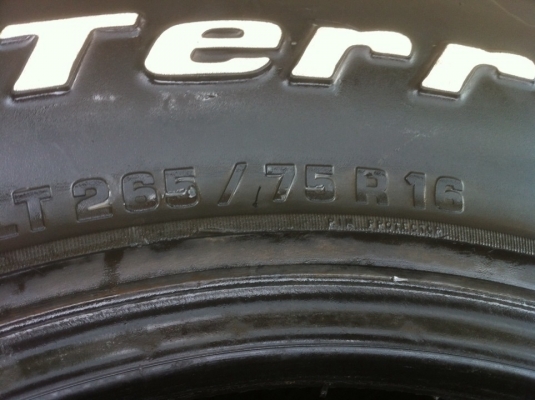 ขายยาง bf mud 265/75/16 ขายยาง bf mud 265/75/16