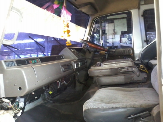 ขายด่วนครับ หัวลาก นิสสัน UD CW430 รถสวยมากๆครับ ยางเต็ม เอกสารพร้อมโอนครับ ซื้อไปแล้วไม่ผิดหวังครับสำหรับคันนี้