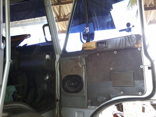 ขายด่วนครับ หัวลาก นิสสัน UD CW430 รถสวยมากๆครับ ยางเต็ม เอกสารพร้อมโอนครับ ซื้อไปแล้วไม่ผิดหวังครับสำหรับคันนี้