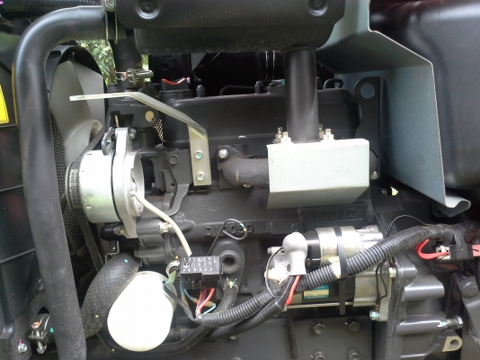 ขาย  KUBOTA  B2140   สภาพใหม่ 93 ชั่วโมง