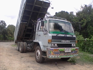 ขายด่วน ISUZU ร้อคกี้ FVZ 32 MZPR  (นางฟ้าแท้)  เครื่อง 6HE 1 (195แรง)เกียร์ ZF เดิมๆ ช่วงล่างเดิมๆ ไม่เคยเปิดซ่อม  แน่นแห่งไม่เยิ้ม สภาพรถห้าง80\%