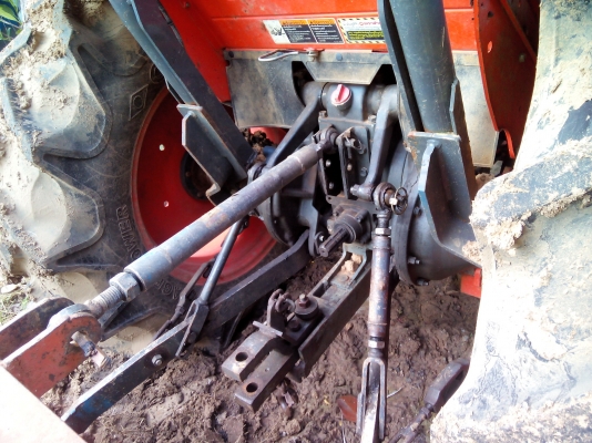 ขอบพระคุณเสี่ยใหญ่ใจดี จาก อ.น้ำยืน จ.อุบลมารับไปเฉพาะ ตัวรถกับใบมีดครับ เหลือโลต่ารี กับผานพรวนครับ