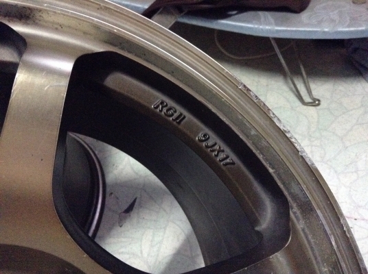 แม็ก RG2 ขอบ 17 หน้า 8 หลัง 9 สีชาเดิมๆล้นๆ แม็ก RG2 ขอบ 17 หน้า 8 หลัง 9 สีชาเดิมๆล้นๆ