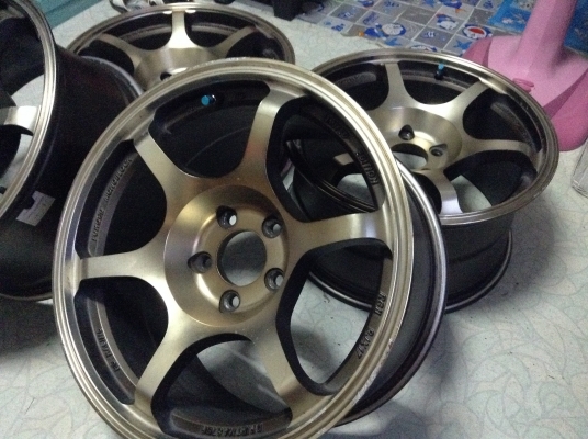 แม็ก RG2 ขอบ 17 หน้า 8 หลัง 9 สีชาเดิมๆล้นๆ แม็ก RG2 ขอบ 17 หน้า 8 หลัง 9 สีชาเดิมๆล้นๆ