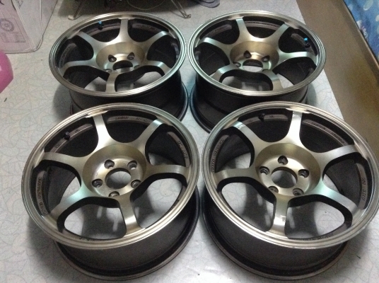 แม็ก RG2 ขอบ 17 หน้า 8 หลัง 9 สีชาเดิมๆล้นๆ