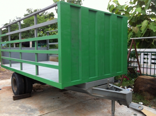 ต้องการขายเทนเลอร์รถไถ ของใหม่