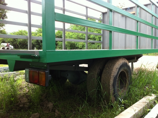 ต้องการขายเทนเลอร์รถไถ ของใหม่