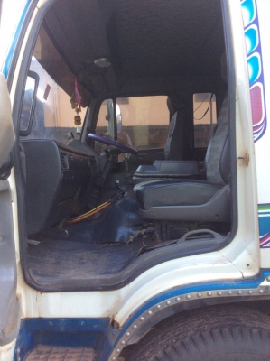 HINO FM3H(ดั๊ม2เพลา)เครื่อง195แรง มีระบบลากพ่วง เครื่องดี ยางดี ขาย 835,000 บาท