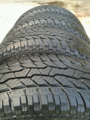 ขาย ยางA/T 265/70R16ปี13สวยๆ ครับ ขาย ยางA/T 265/70R16ปี13สวยๆ ครับ