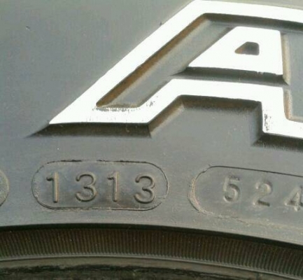 ขาย ยางA/T 265/70R16ปี13สวยๆ ครับ ขาย ยางA/T 265/70R16ปี13สวยๆ ครับ