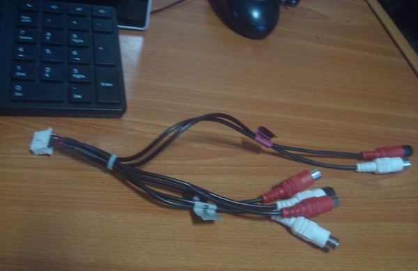 สายปรีเอาท์ 3ชุด ของ Kenwood