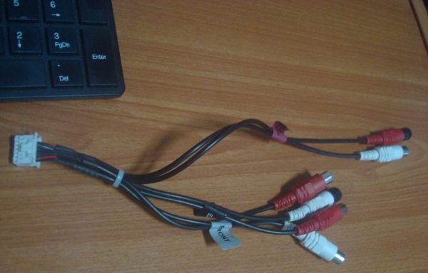 สายปรีเอาท์ 3ชุด ของ Kenwood