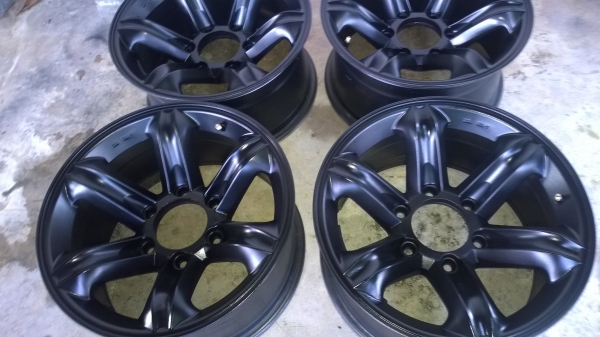 ล้อลายเล็บเหยียว 16*8 ออฟ0