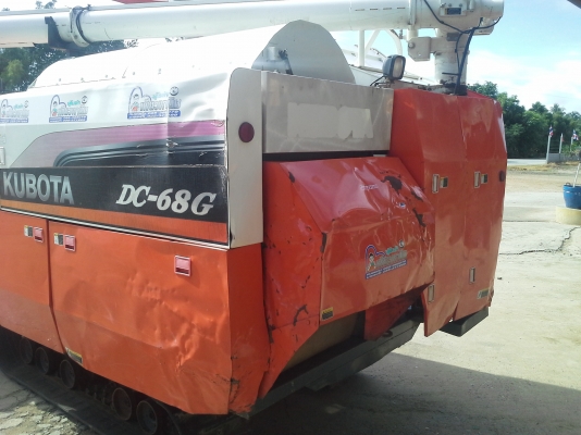 ขายรถเกี่ยวข้าว DC-68G