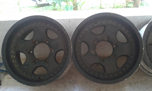 MAX JRD -5 6 รู ราคา 3000.-