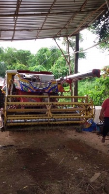 ขายรถเกี่ยวข้าว จ้าวช้างไวไฟ ปี53