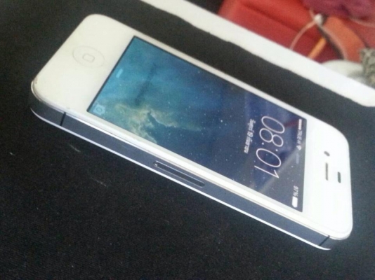 ขายIphone 4 s 16g เครื่องไทย เครื่องใช้ดี ไม่มี ปัญหา แค่อยากเปลี่ยนเครื่องใหม่ ตามรูป ถูกๆครับ 6500 ติดต่อ 0811160919