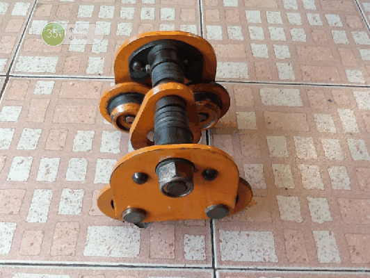 ขายรอกค้างคาว VITAL 1/2TON. สำหรับวิ่งบนเหล็ก Made in japan.