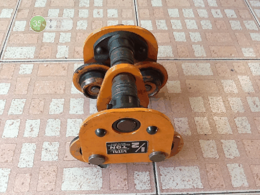 ขายรอกค้างคาว VITAL 1/2TON. สำหรับวิ่งบนเหล็ก Made in japan.