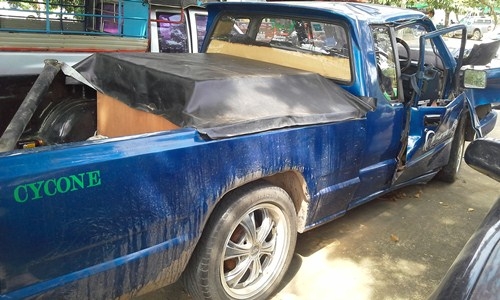 พี่จากชลบุรีมัดจำ1000 นัดดูรถพรุ้งนี้ครับ