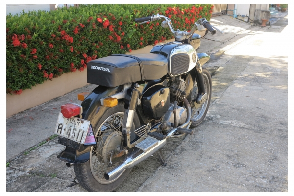 HONDA C95 สตาร์ทมือ (ทะเบียน 2558)