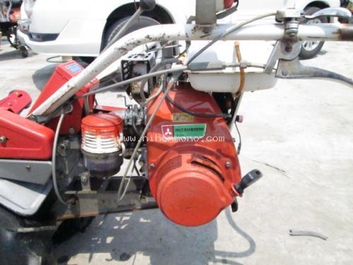 รถเกี่ยวข้าวเดินตาม !!!   MITSUBISHI      KB510   รหัสสินค้า : 14001678   หรือเพิ่มเติมไดที่ www.nihonmono.com