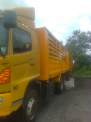 ขาย ฮีโน มิกก้า  320 แรง ตัมแม่ ลูก 3  คาน