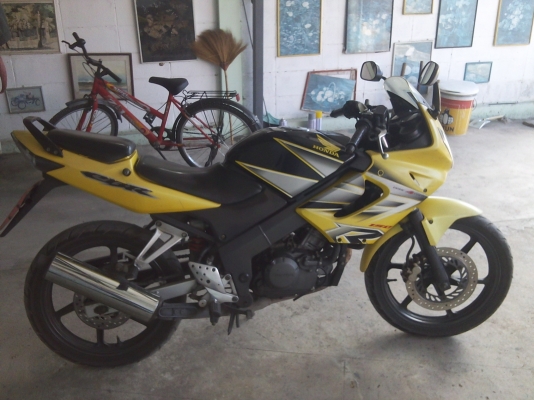 ขาย2พี่น้อง NSR CBR แพ็กคู่สภาพเดิมๆดีๆ ทะเบียนขาด มิ.ย58 ทั้ง2คัน ราคา 28500บ.