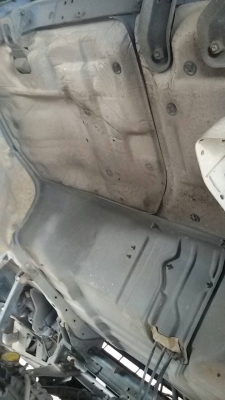 ขายหกล้อ ISUZU NPR71LY52A3-130 เทอร์โบร์ ปี48 ยาว 5 เมตร เพาเวอร์ แอร์เย็น รถเดิมไม่เคิยทำสี