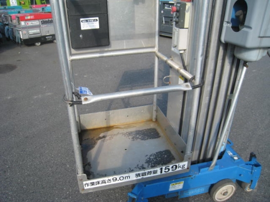 Genie ลิฟต์สูง 9 เมตร สภาพสวย นำเข้าจากญี่ปุ่น ถึงไทยแล้วครับ