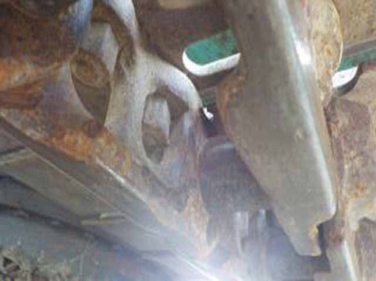 Kobelco SK135SR Super YY04-06823 ปี 2005 ใบแทร็ค 700 mm