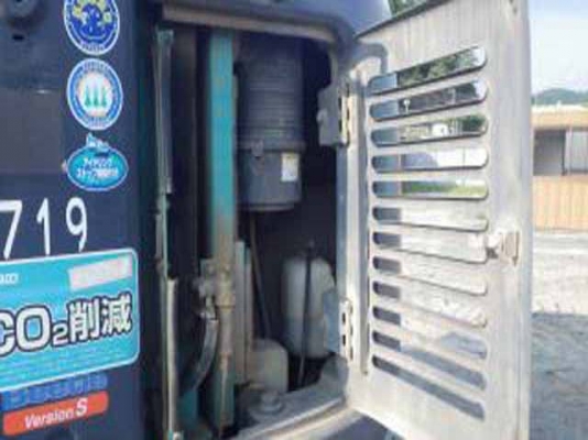 Kobelco SK135SR Super YY04-06823 ปี 2005 ใบแทร็ค 700 mm