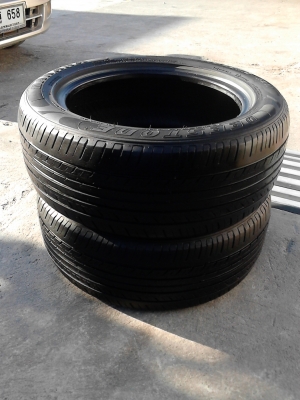 195/55R15 DEESTONE NAKARA ปี 2011 มี 2 เส้น TEL.081-427-3941