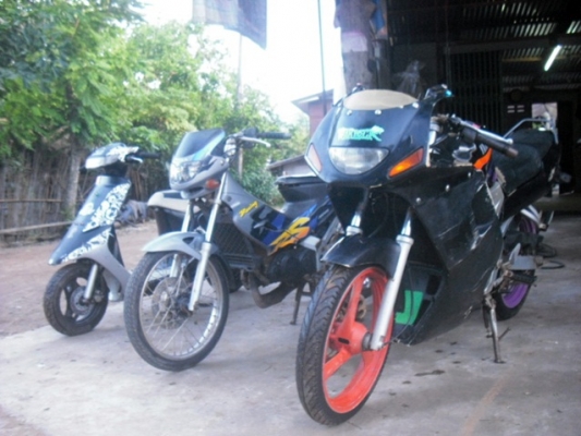 ขายHonda Dash125เครื่องเดิมมีเล่มพร้อมชุดโอนราคา5,900บาท ขายHonda Dash125เครื่องเดิมมีเล่มพร้อมชุดโอนราคา5,900บาท