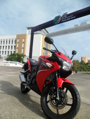 ขาย CBR150i หัวฉีดปี57 หล่อๆ