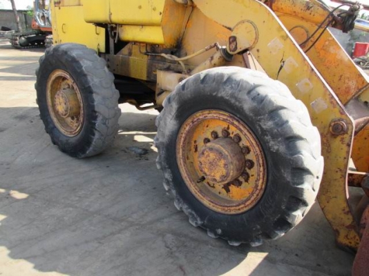 รถตัก komatsu jh 30 b