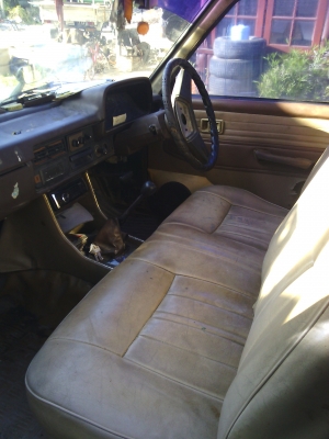 ฝากขายรถกระบะม้ากระโดดพร้อมใช้ราคาถูกสักคัน